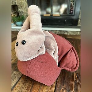 FOLKTAILS • Furry Folk Snail Puppet brown vintage plush hand plush Folkmanis